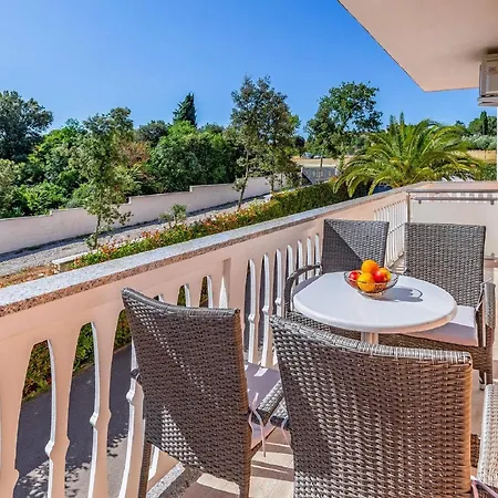Apartment Beautiful In Near And Pula Banjole